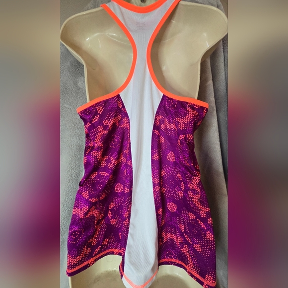 Champion Racerback TankTop - Picture 3 of 8